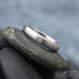 Klasik matný a čirý diamant 1,5 mm - Kovaný nerezový prsten - 55, šířka 3,5 mm, tloušťka 1,5 mm, matný, profil B - S1434 (2)