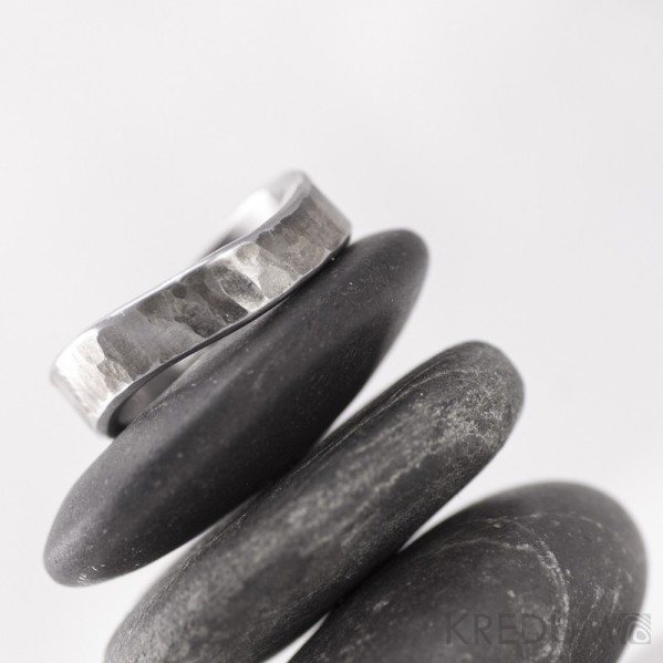 Kovaný nerezový snubní prsten - FOREVER Draill 
