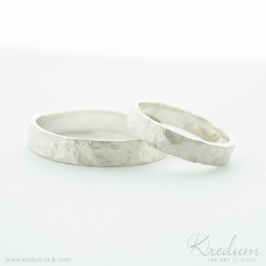 Archeos silver - Stříbrný kovaný snubní prsten