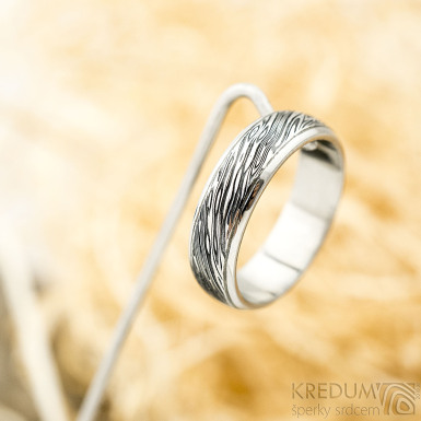 Kasiopea Steel - voda - Kovaný snubní prsten 