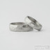 Snubní prsteny z chirurgické oceli - Klasik natura a moissanit 2 mm vsazený do stříbra - velikost 50, šířka 4,5 mm, matný - Nerezové snubní prsteny, k 2360