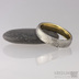 Orion yellow - devo - produkt slo 1740 - Zlat snubn prsten a damasteel