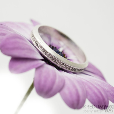 Retro snubní prsten 3 Flóra  stříbro