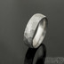 Rocksteel - 57, šířka 6 mm, tloušťka střední, dřevo lept 75% SV matný - Damasteel snubní prsteny, k 2266