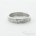 Zásnubní prsten s diamantem - Natura damasteel a čirý diamant 1,7 mm - struktura dřevo, lept světlý střední, matné, profil C - vel. 56, šířka 4 mm - sa 1628747