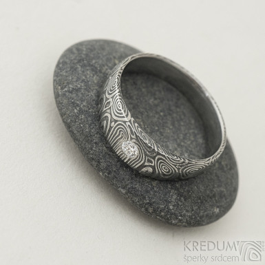 Siona damasteel a čirý diamant 2,7 mm - vzor kolečka - kovaný snubní prsten z nerezové oceli