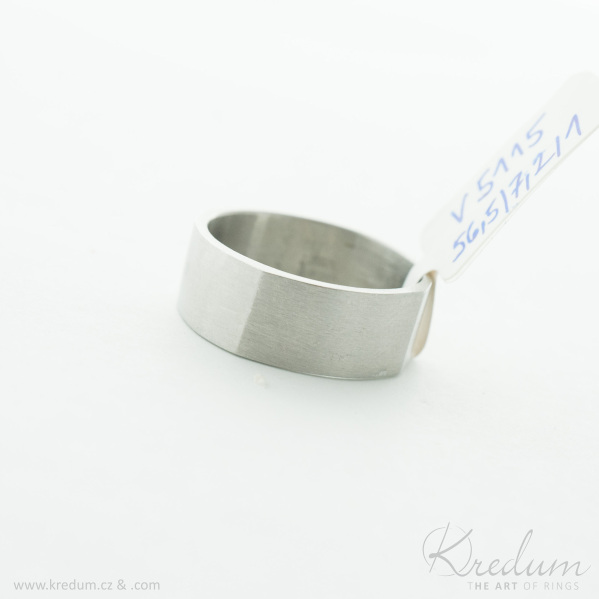 Kulat tvereek - kovan snubn prsten z nerezov oceli - V5115