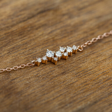 Zlat� n�ramek s laboratorn�mi diamanty